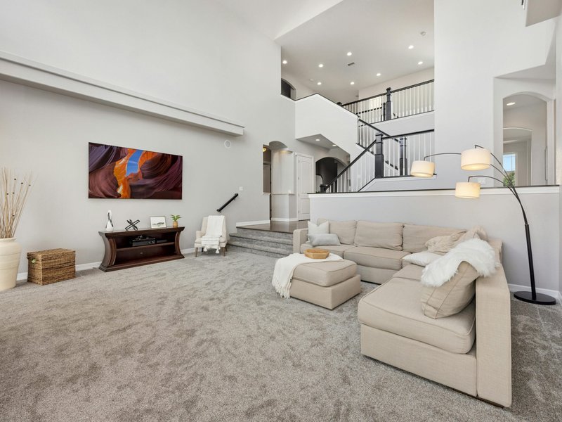 modern-living-room-with-elegant-design